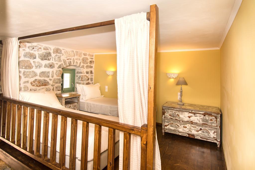 Petra Boutique Homes Arginonda Esterno foto