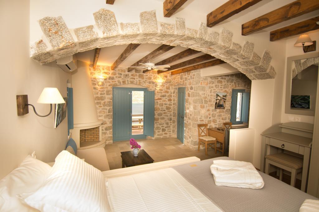 Petra Boutique Homes Arginonda Esterno foto