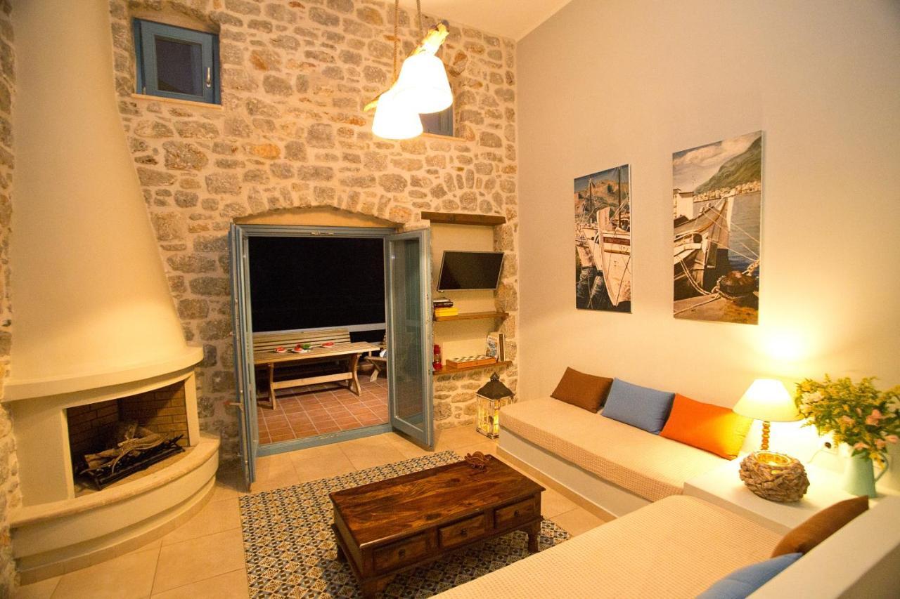 Petra Boutique Homes Arginonda Esterno foto