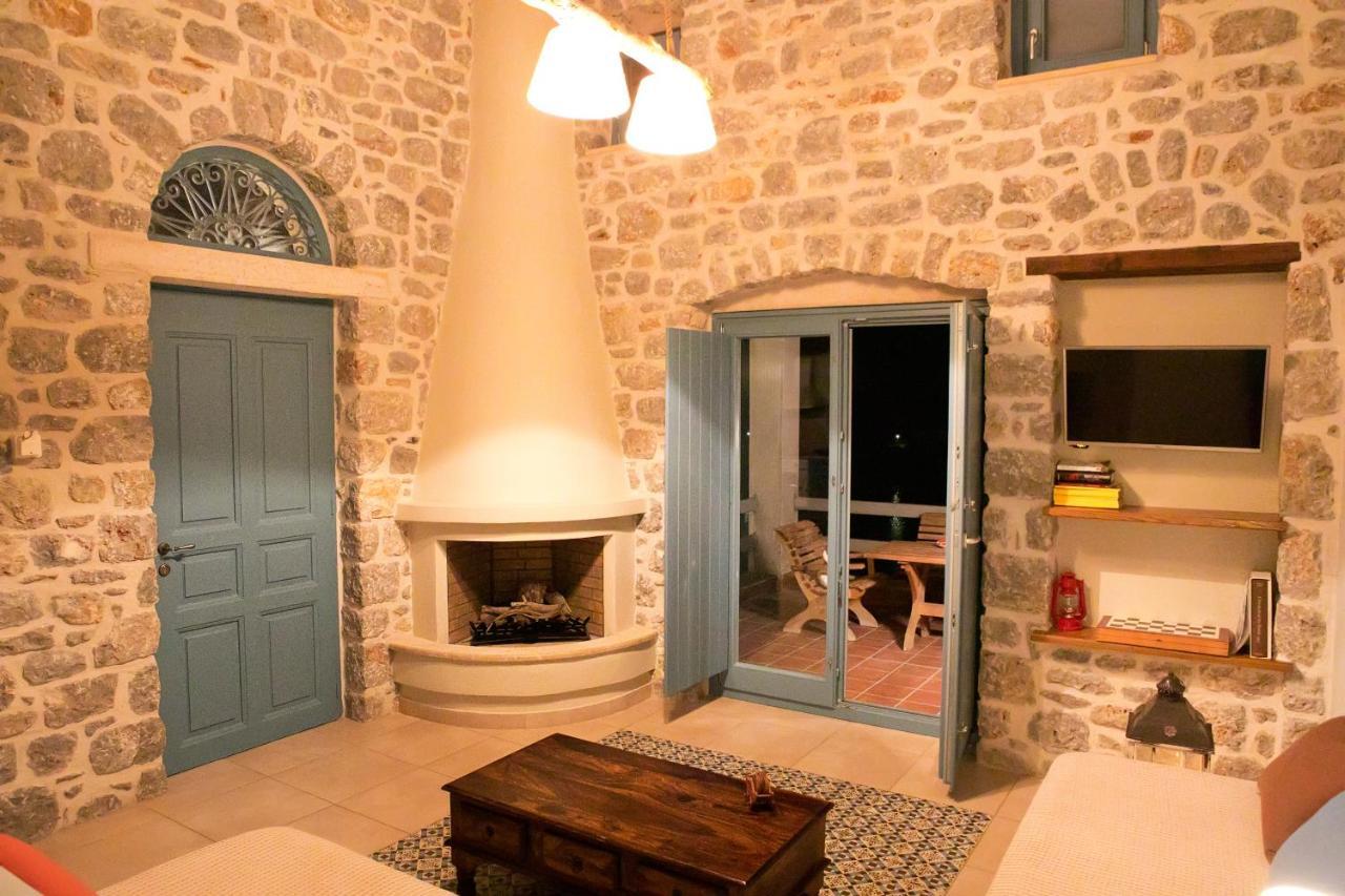 Petra Boutique Homes Arginonda Esterno foto